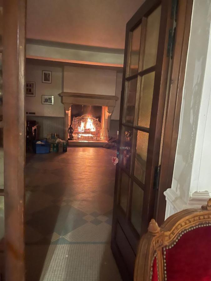 Le Grand Monarque Donzy Hotel Exterior foto
