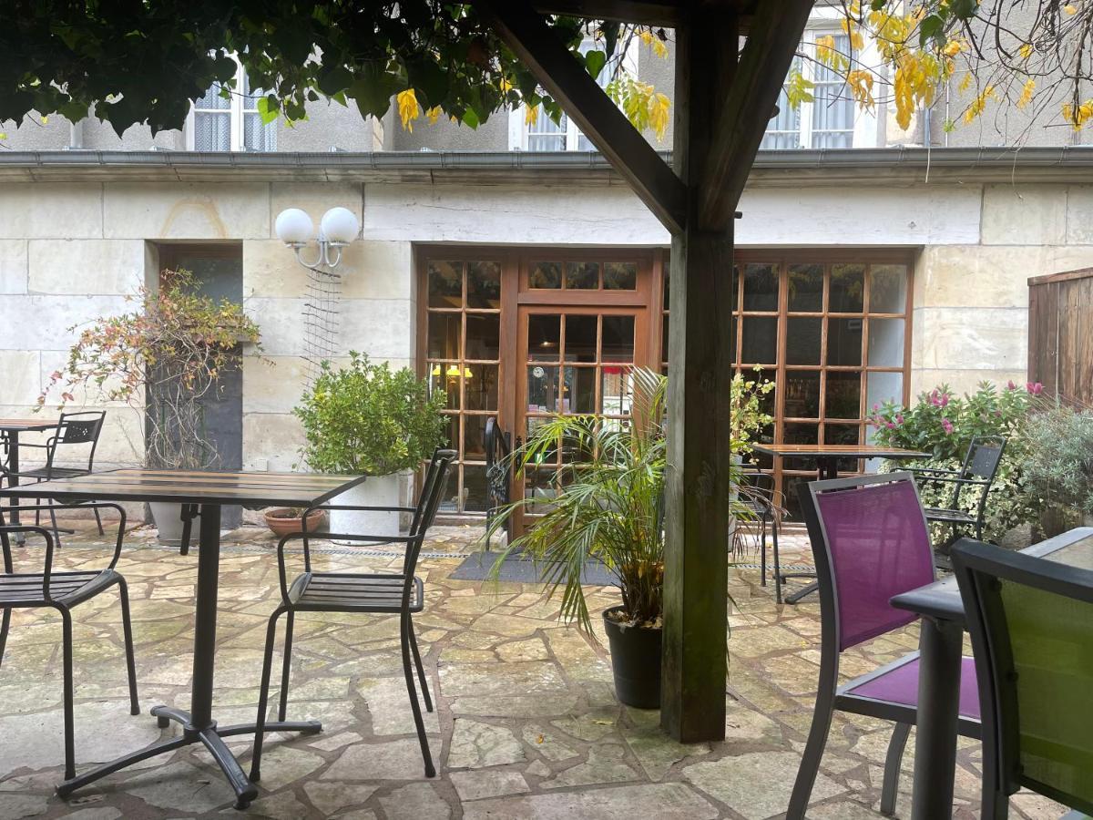 Le Grand Monarque Donzy Hotel Exterior foto